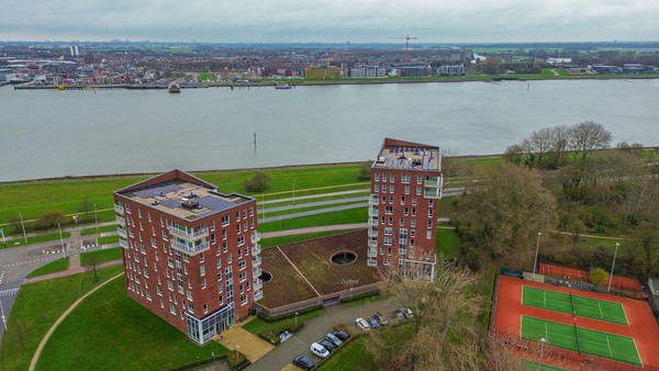 Medium property photo - Koninginnelaan 164, 3181 GK Rozenburg